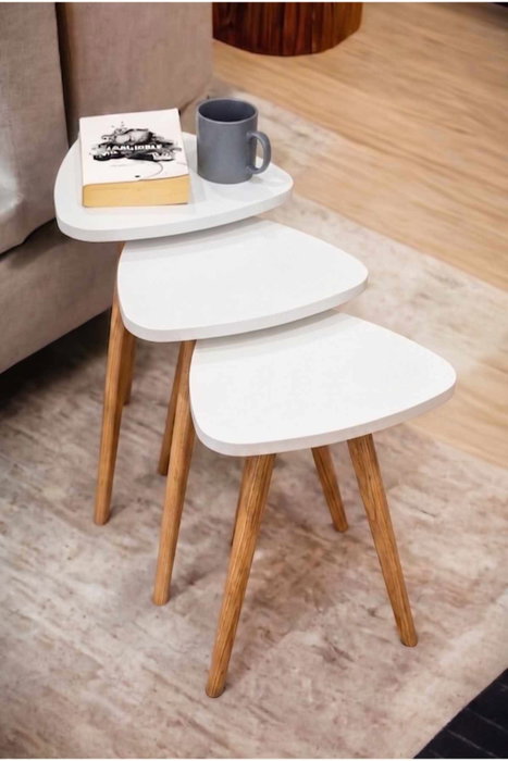 Hanah Home Peka452 - Juego de 3 Mesas Apilables Blanco y Natural Hanah Home Peka452 - Juego de 3 Mesas Apilables Blanco y Natural
